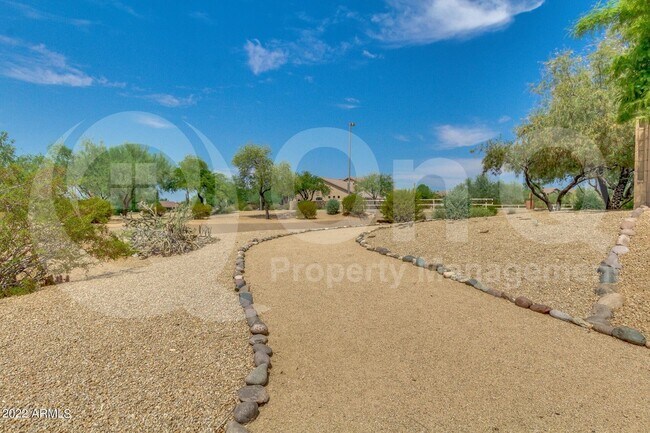 Building Photo - 4604 E Prickly Pear Trail