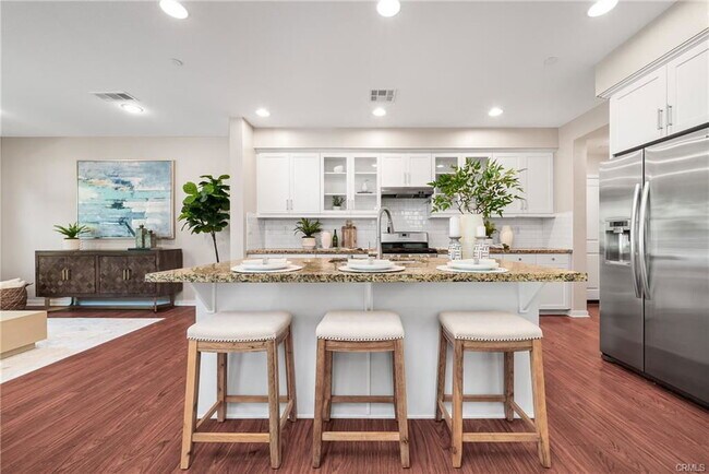 Building Photo - 172 Borrego