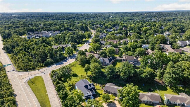 Building Photo - 15308 Batesville Ct