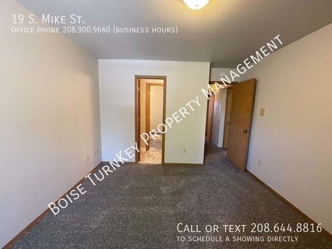 Building Photo - 19 S Mike St