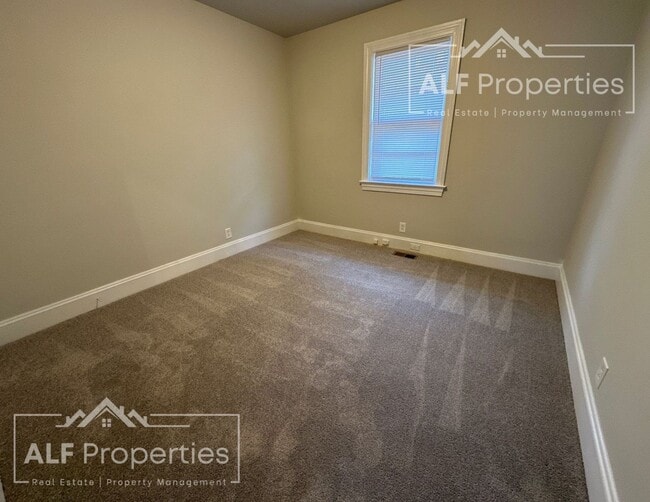 Building Photo - Newly Renovated 2-Bedroom Home on a Corner Lot