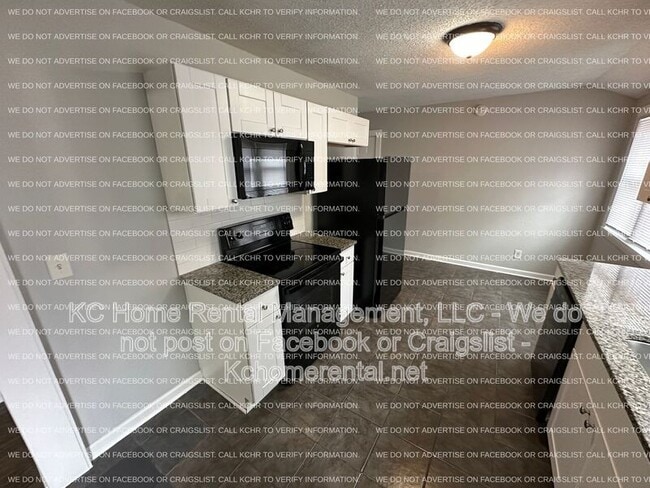 Building Photo - 3416 S Overton Ave