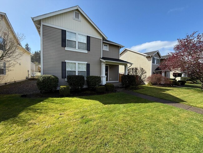Building Photo - DuPont 2365 SF 3 bedroom plus loft home.