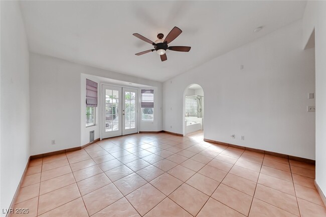 Building Photo - 6405 Break Point Ave