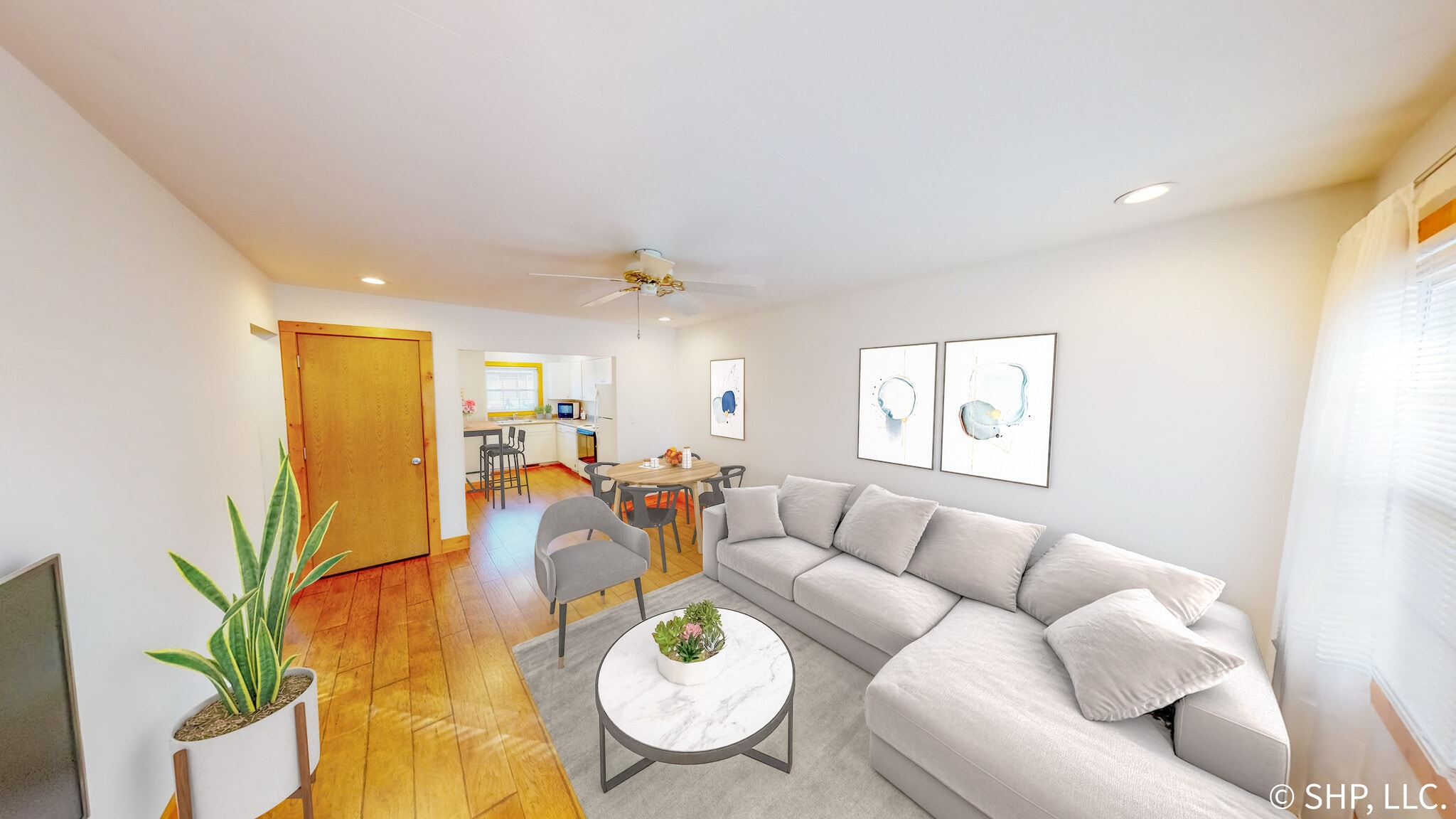 Building Photo - 1210 W Ash St