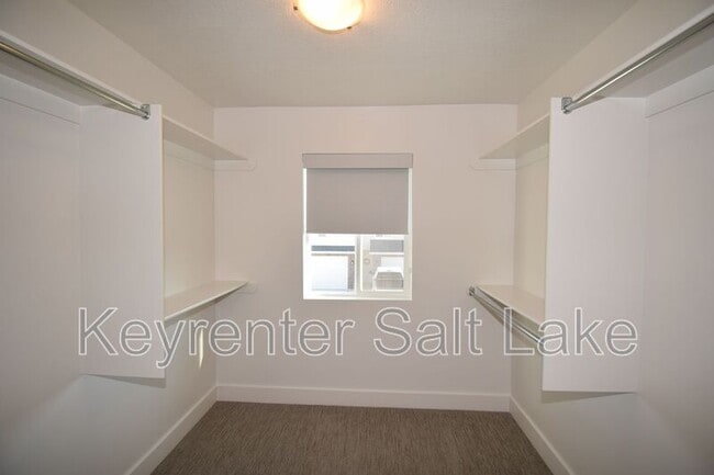 Building Photo - 2273 W 2710 S