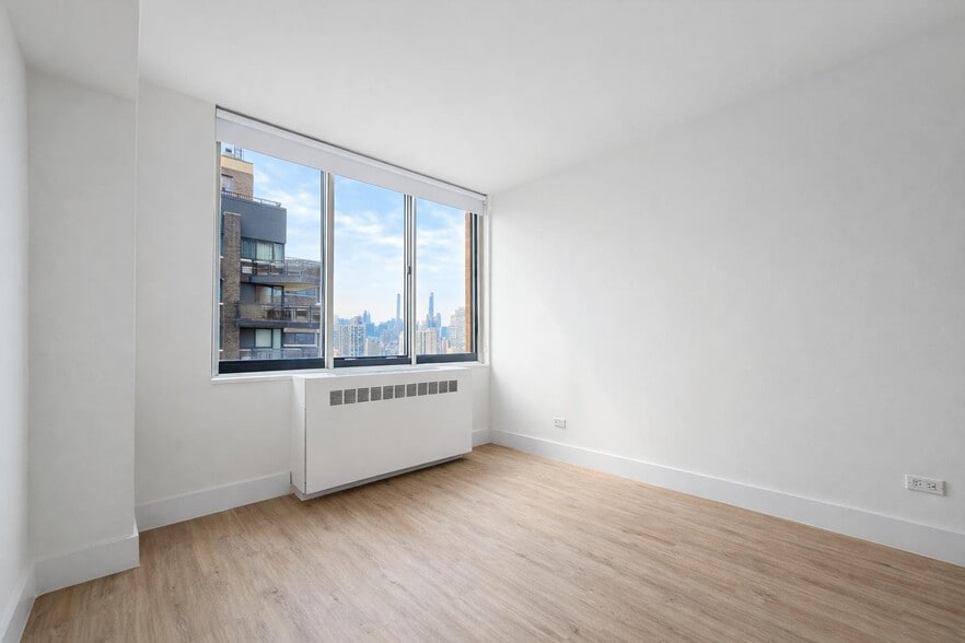 Building Photo - 1735 York Ave