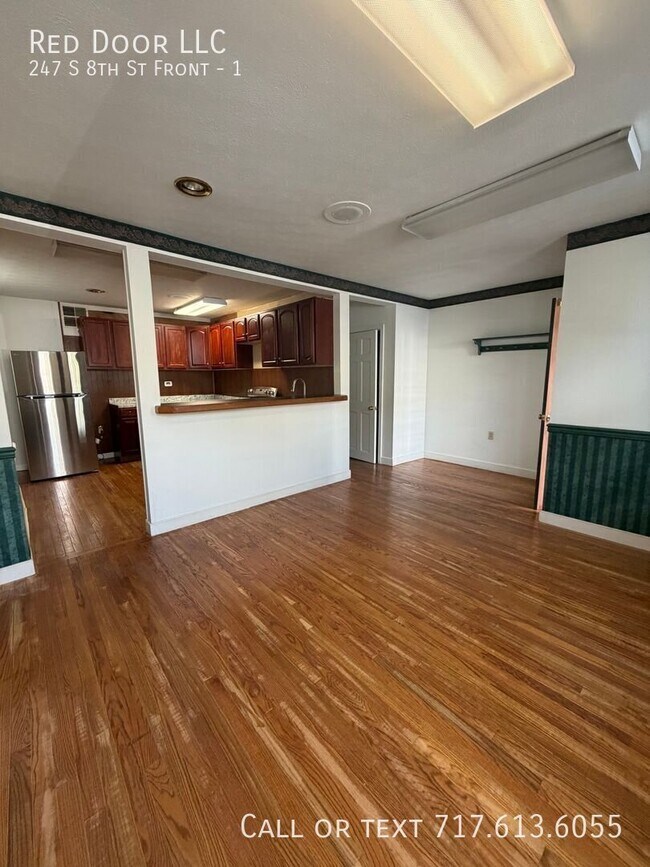 Building Photo - 247 S 8th St