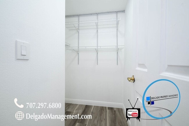 Building Photo - Large 3 bedroom home recently upgraded