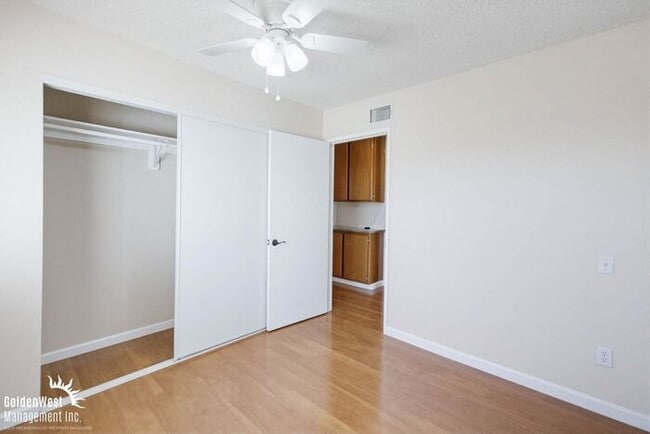 Building Photo - Beautiful 3Bdm 2Ba Home with Scenic Views in Rancho Peñasquitos!