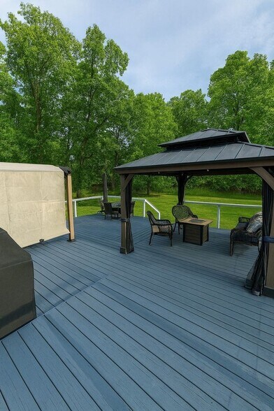 Building Photo - 543 Becks Church Rd