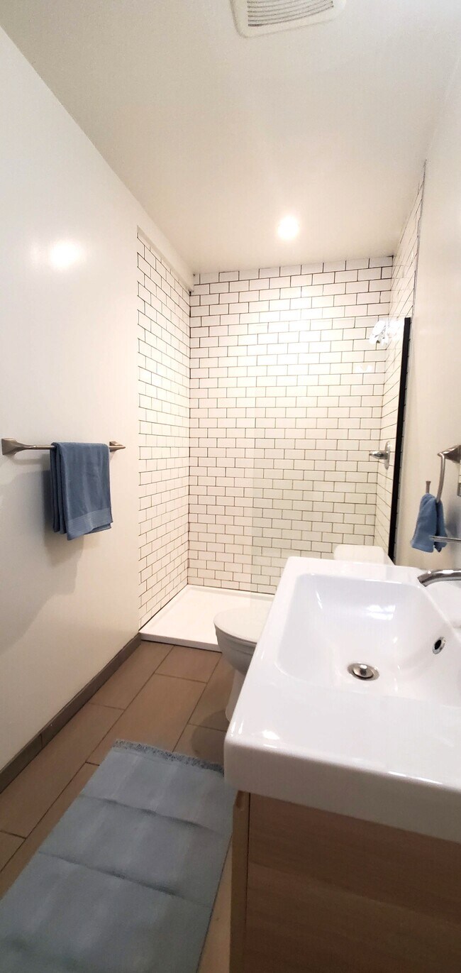 Building Photo - 1311 Roland Curtis Pl