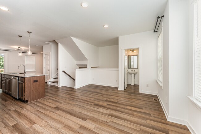 Building Photo - 1106 Kiernan Grove Ln