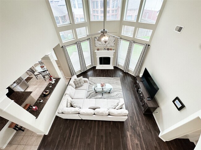 Building Photo - 6118 Coastal Grove Ln