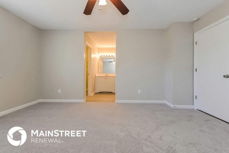 Building Photo - 2144 Marbut Farms Entry