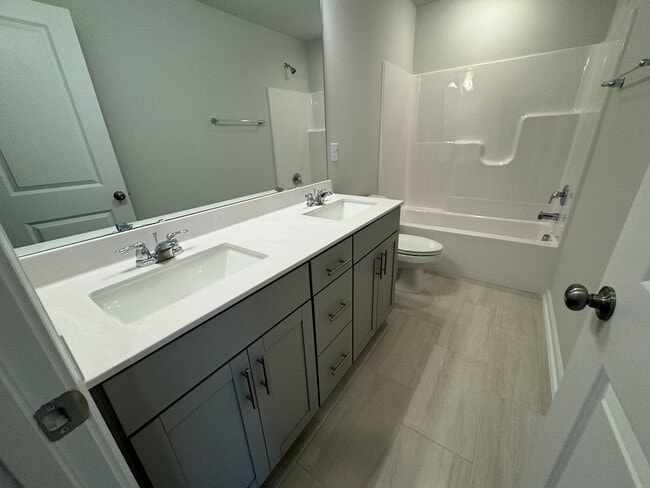 Building Photo - Room in Townhome on Castle Loch Ln