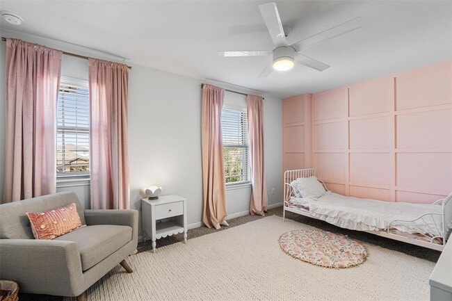 Building Photo - 137 Red Sun Dr