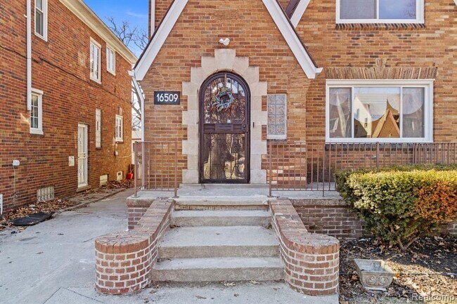 Building Photo - 16509 Northlawn St