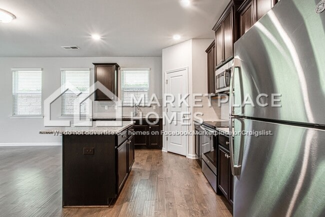 Building Photo - 6715 Hill Rock Ln