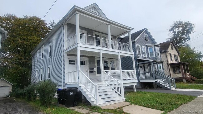 Building Photo - 19 Hoffman Ave