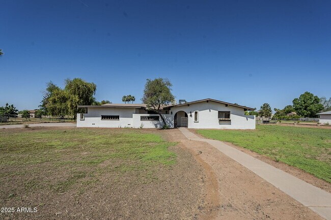 Building Photo - 834 N Constellation Way