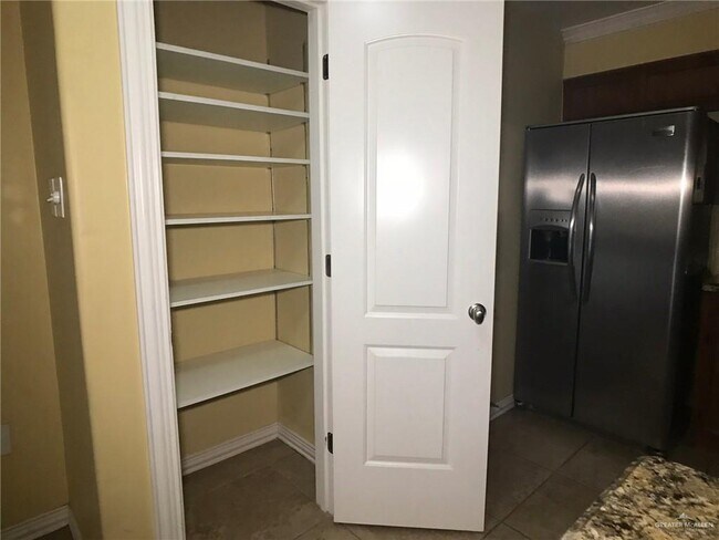 Building Photo - 37 San Jacinto St