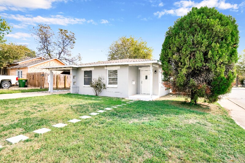 Building Photo - 140 Glenarm Pl