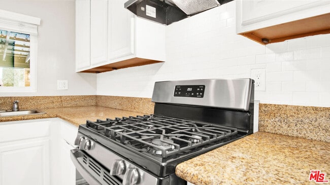 Building Photo - 428 S Meridian Ave