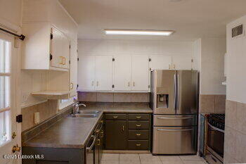Building Photo - 2820 62nd St