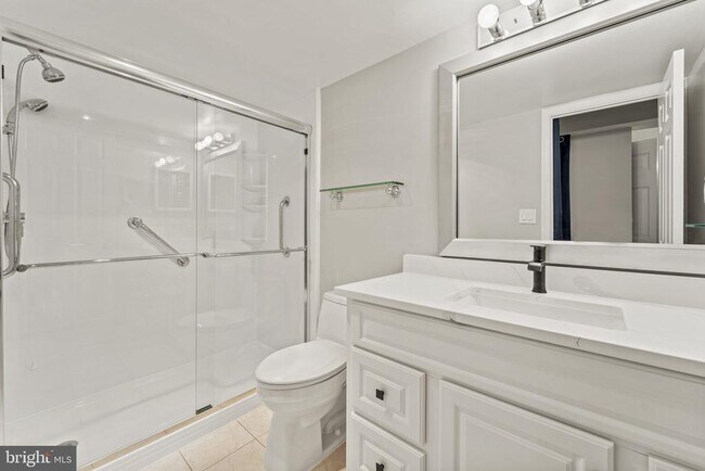 Building Photo - 7640 Tremayne Pl