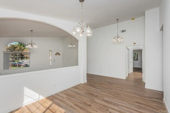 Building Photo - 1167 Meadow Lake Dr