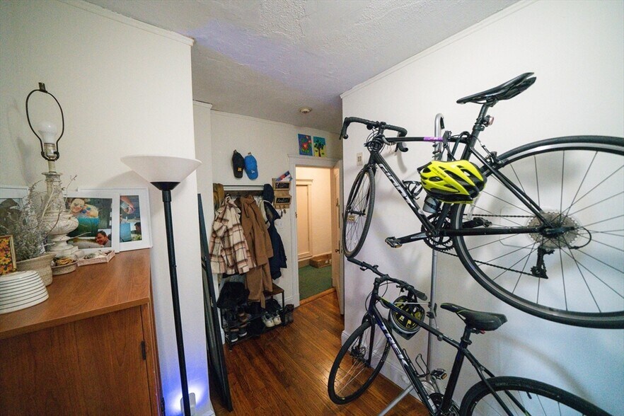 Building Photo - 43 Selkirk Rd