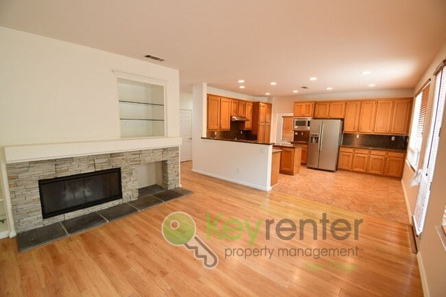 Building Photo - Rancho Peñasquitos |Top-Rated Poway Unified School District| Easy access to CA-56 & I-15| Conveni...