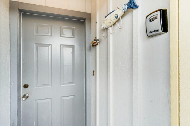 Building Photo - 1745 Gulf Blvd