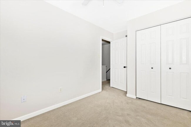 Building Photo - 5621 Queen Anne Ct