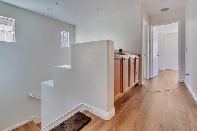 Building Photo - 8798 Nozay Ln