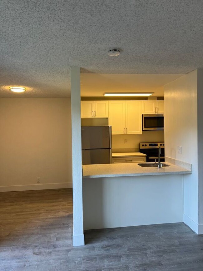 Building Photo - 2309 Blake St