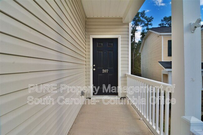 Building Photo - 207 Eagle Park Dr