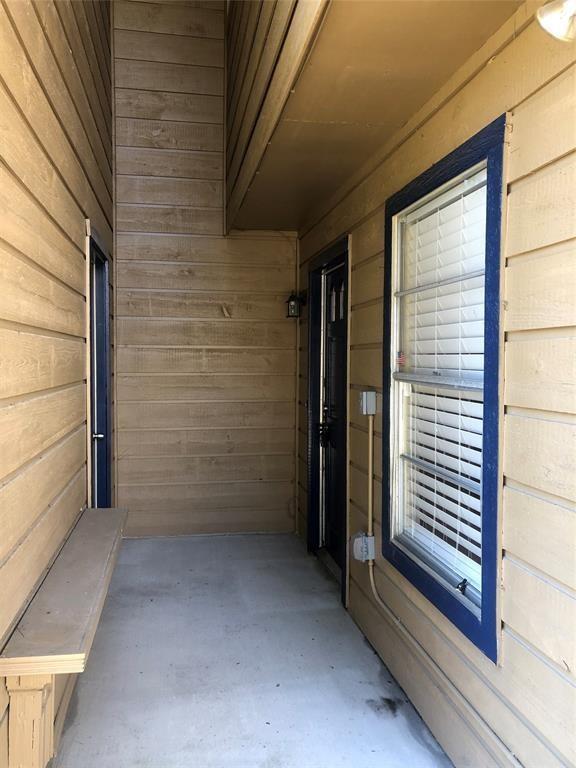 2210 Crosstimbers St 2210 Crosstimbers St Huntsville TX 77320