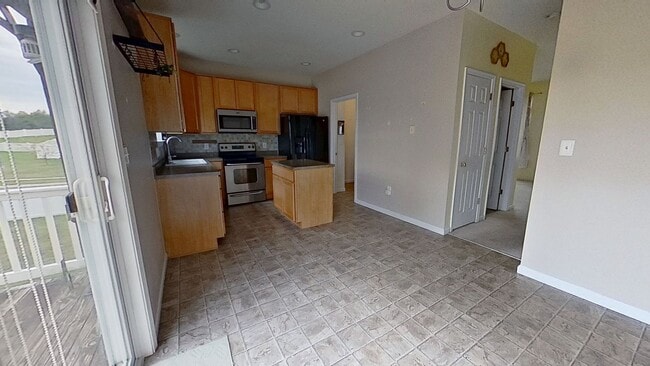 Building Photo - End Unit Townhouse