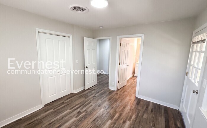 Building Photo - 3744 Thrushwood Dr