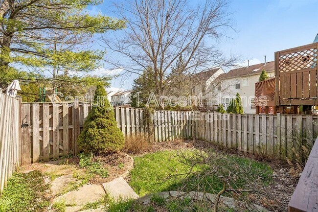 Building Photo - 21217 Millwood Square