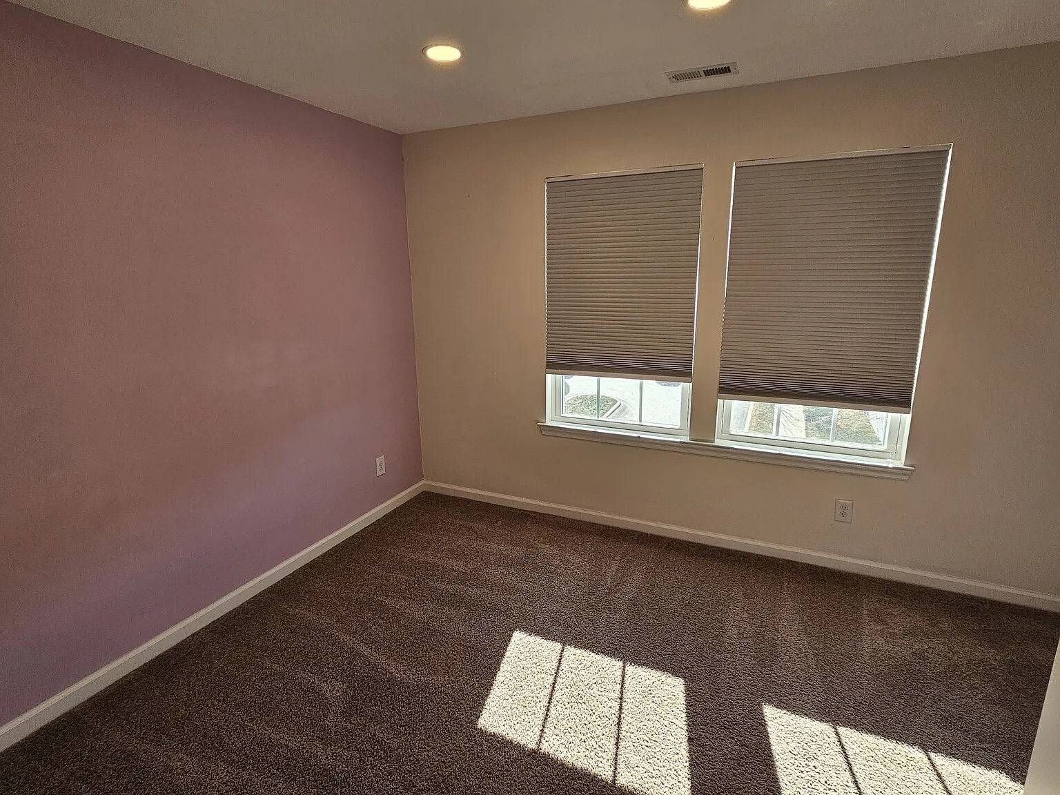 Third Bedroom - Located on the top floor - 1736 Beacon Ln