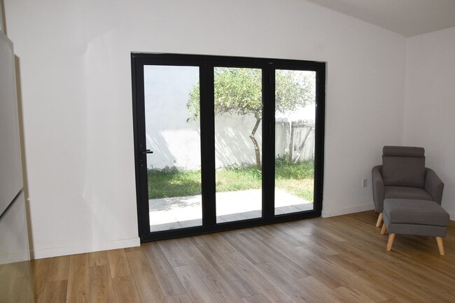 Building Photo - New ADU unit with all the amenities.