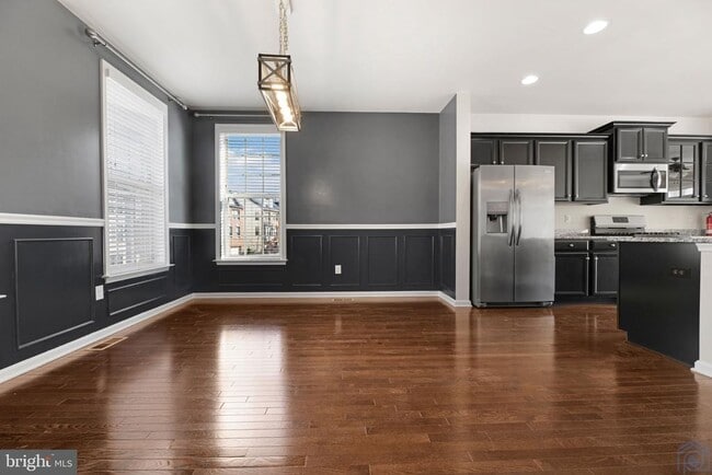 Building Photo - 15211 Lady Lauren Ln