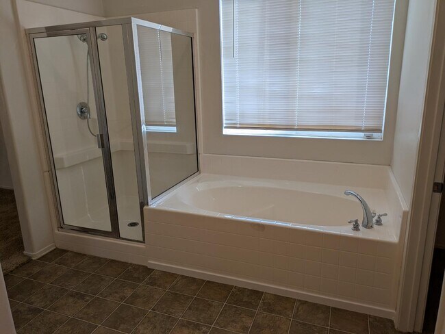 Building Photo - 14300 Maryknoll Ct