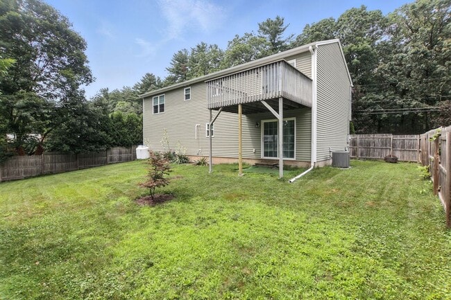Building Photo - 221 Griffin Rd