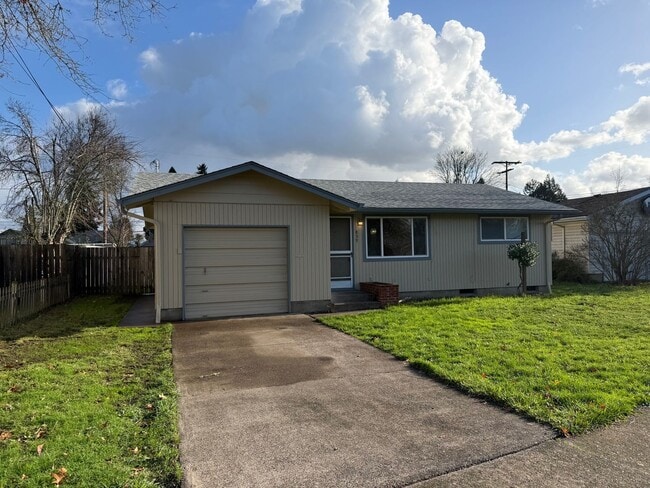 Building Photo - Nice single level 2 bedroom 1 bath house in Springfield!