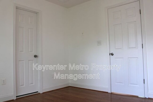 Building Photo - 13800 Fareham Ln