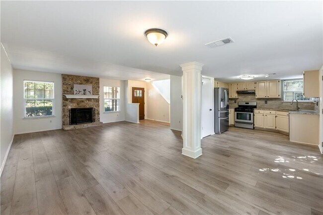 Building Photo - 12702 Rhea Ct
